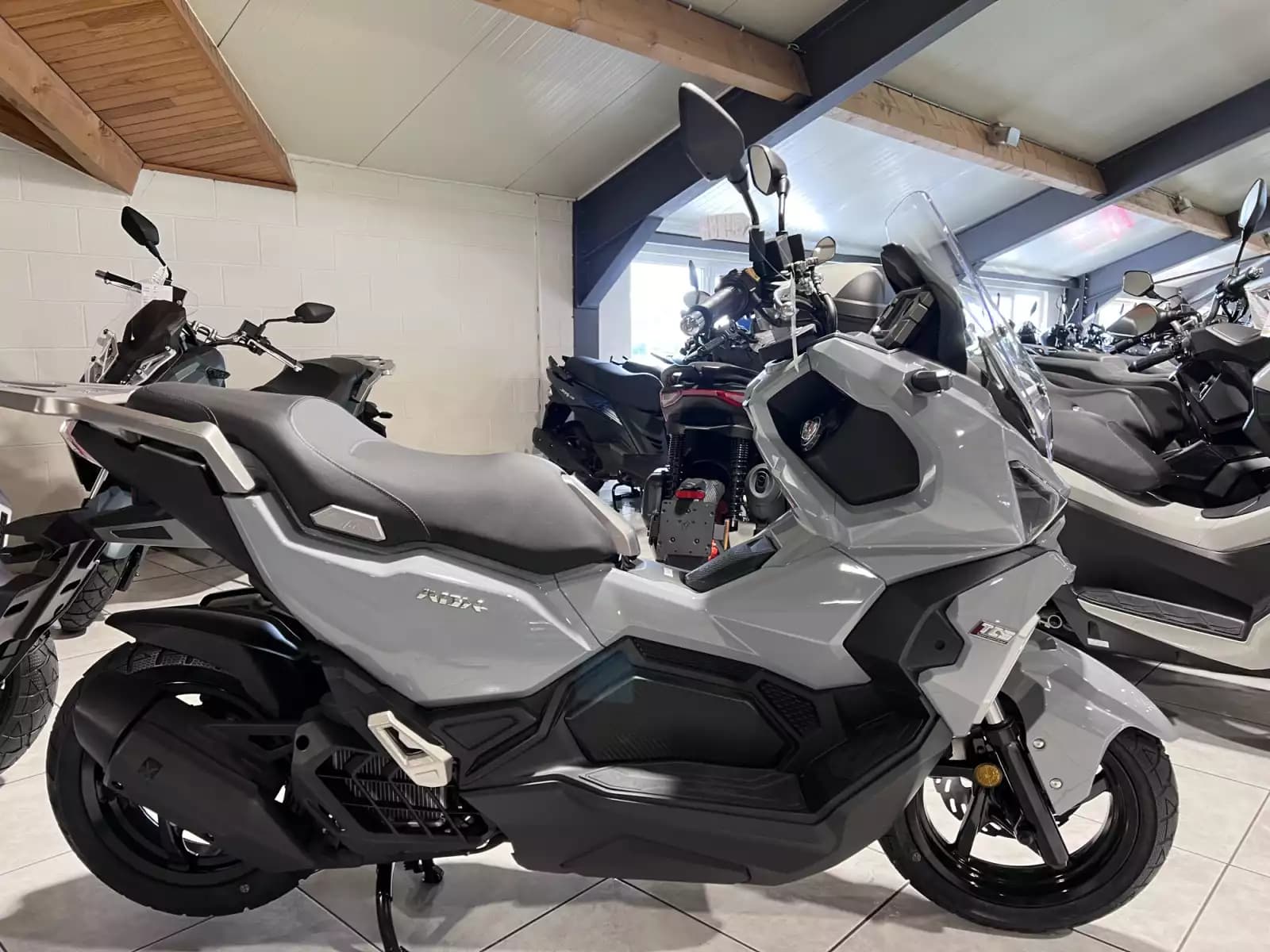 SYM ADX 125 - Photo 1