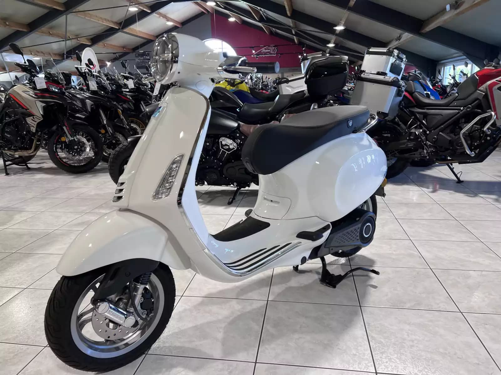 Vespa Elettrica 45 Km/h - Photo 1