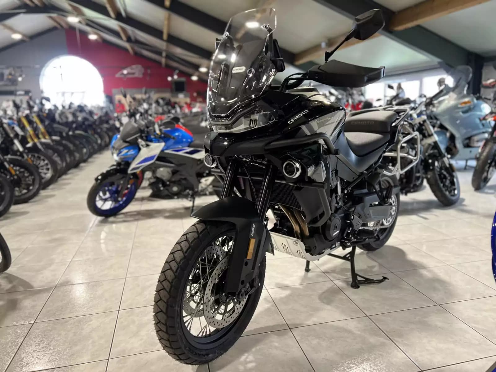 CF Moto 800 MT EXPLORER - Photo 1