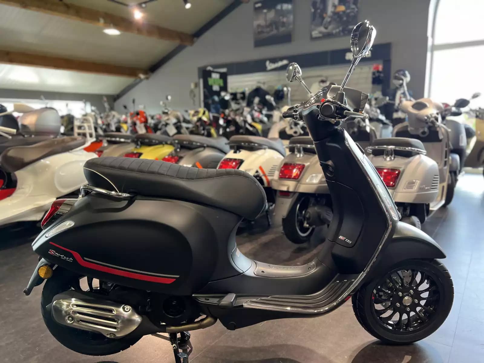 Vespa Sprint S 125 - Photo 1