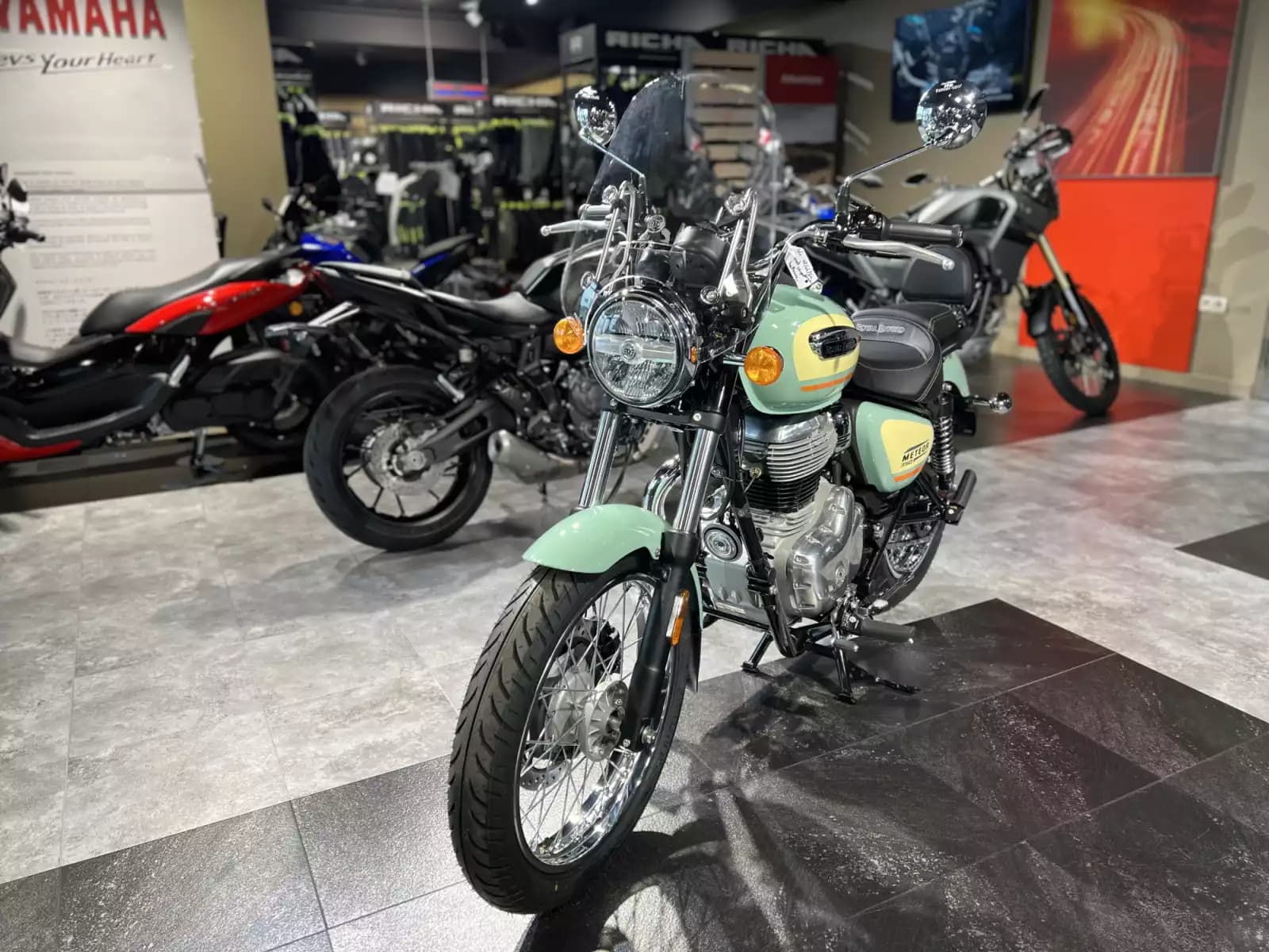 Royal Enfield Meteor 350 350 - Photo 1