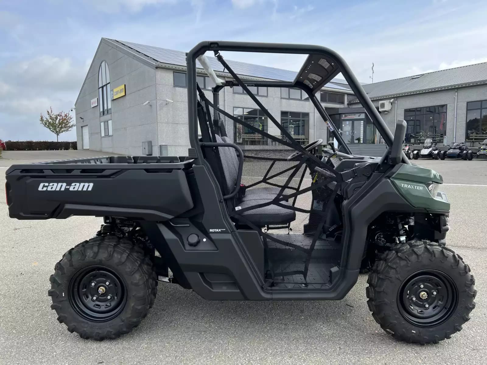 Can Am Traxter MY25 BASE HD9 T 60 km/h - Photo 1