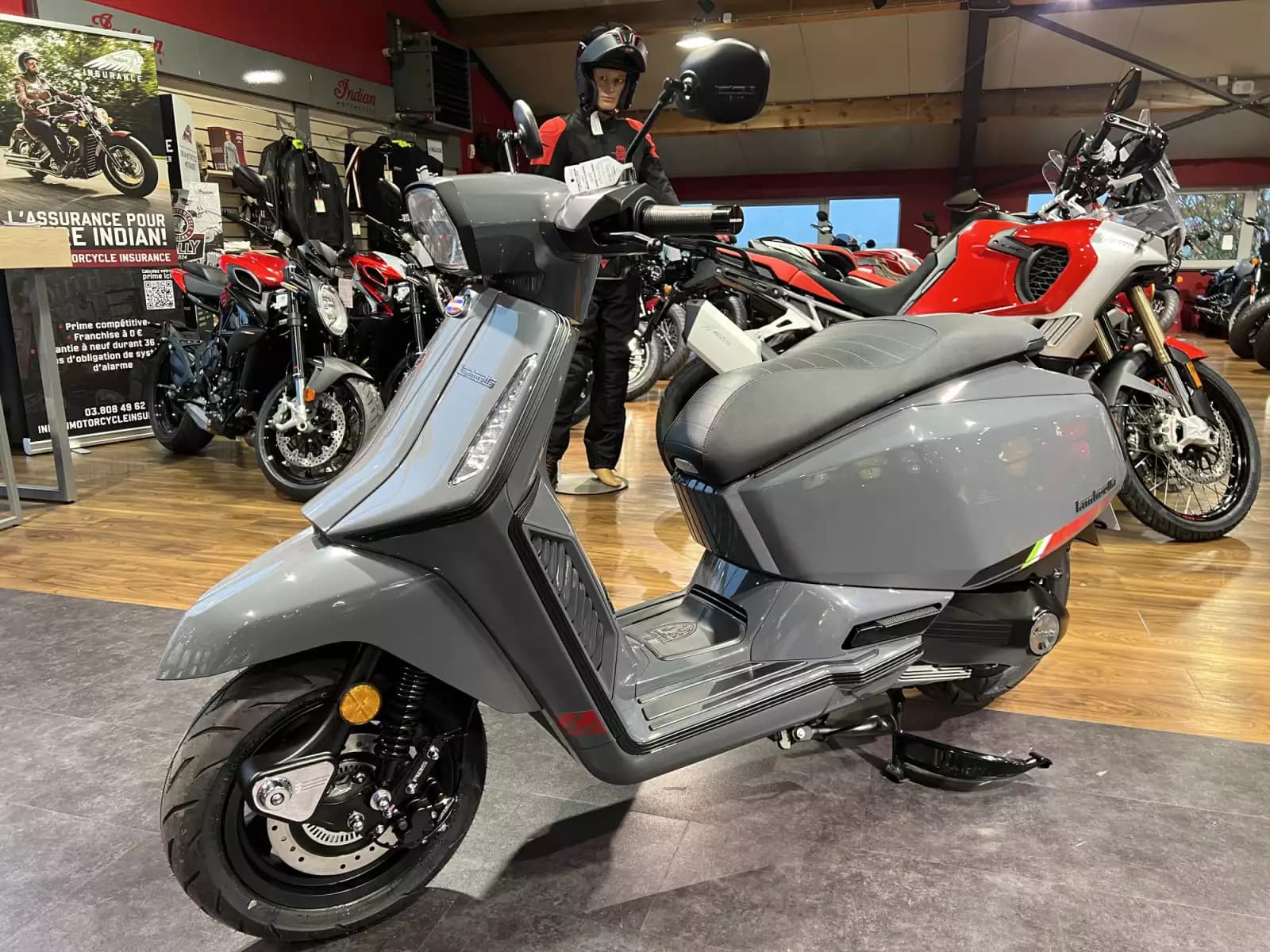 Lambretta X-125 - Photo 1