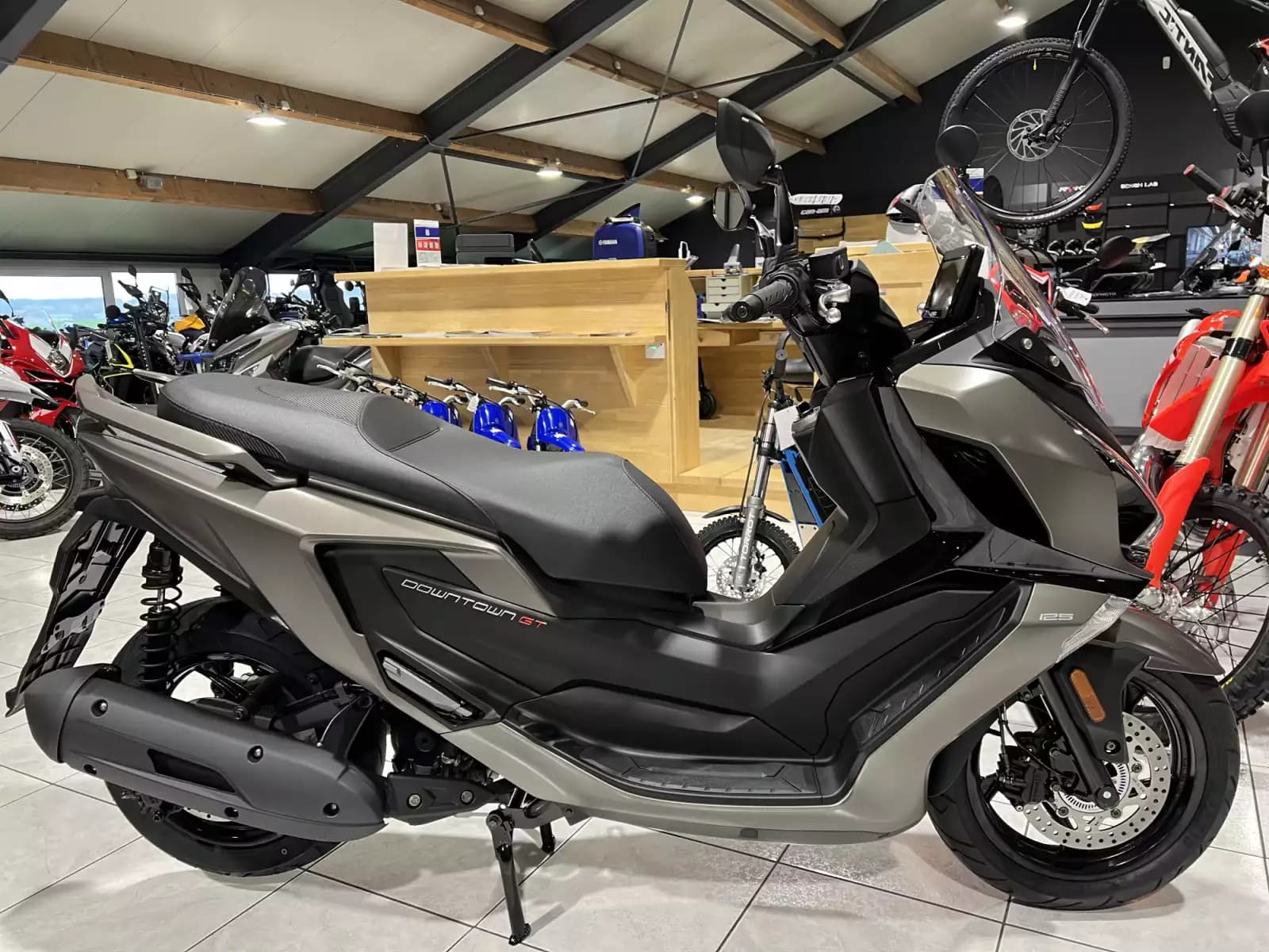 Kymco Downtown 125i GT - Photo 1