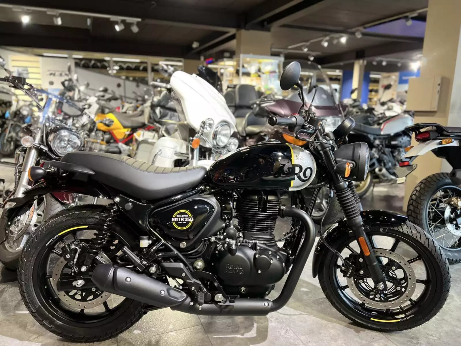 Royal Enfield Hunter 350 REBEL BLACK - Photo 1