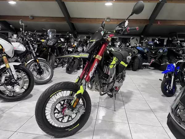 Fantic Motard 125 XMF 4T COMPETITION - Photo 2