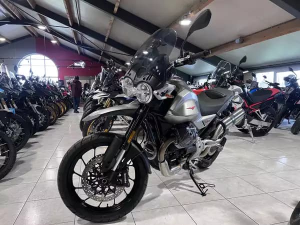 Moto Guzzi V 85 TT  Strada - Photo 2