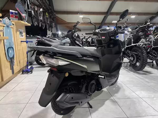 SYM ECHS 125 - Photo 2