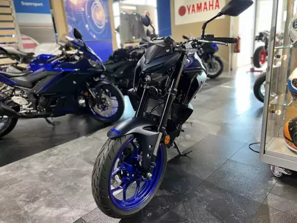 Yamaha MT-03 - Photo 2