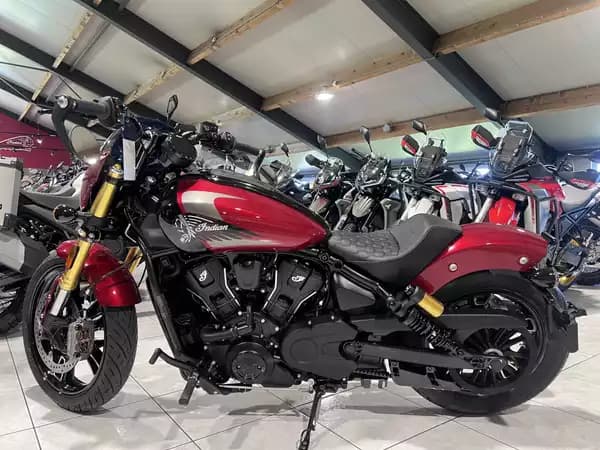 Indian 101 Scout Sunset Red Metallic with Graphics - Photo 3
