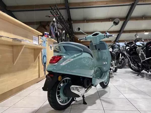 Vespa Primavera 125 80 TH - Photo 2