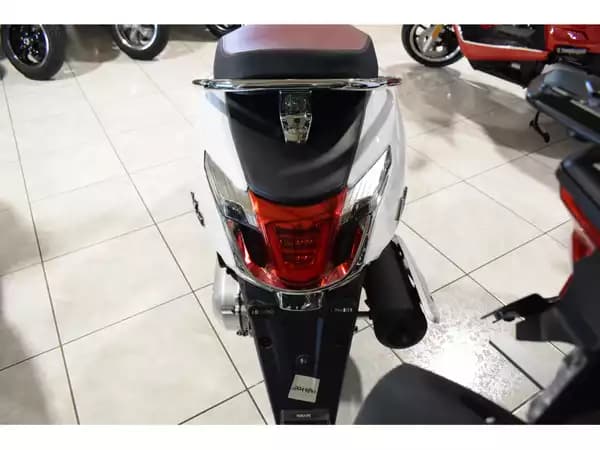 Kymco Like 125 - Photo 2