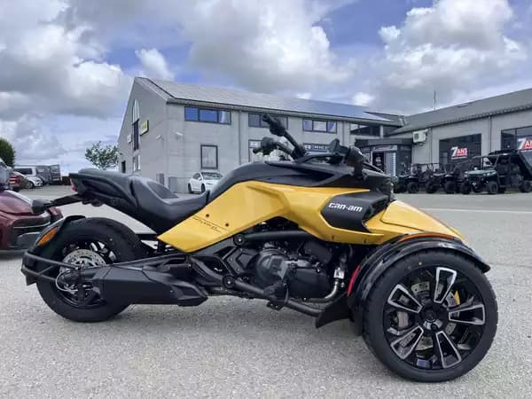 Can Am Spyder F3-S 1330 - Photo 2