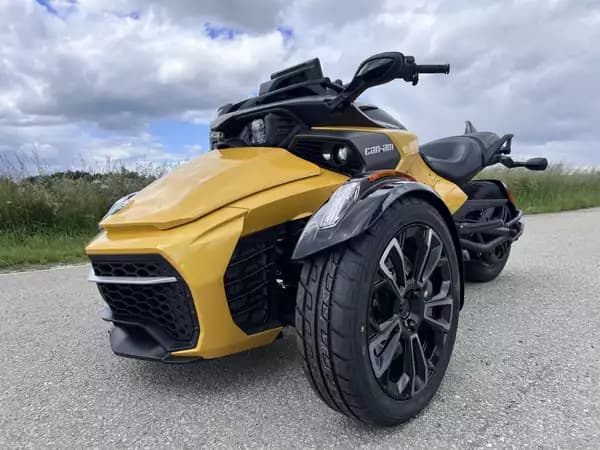 Can Am Spyder F3-S 1330 - Photo 2