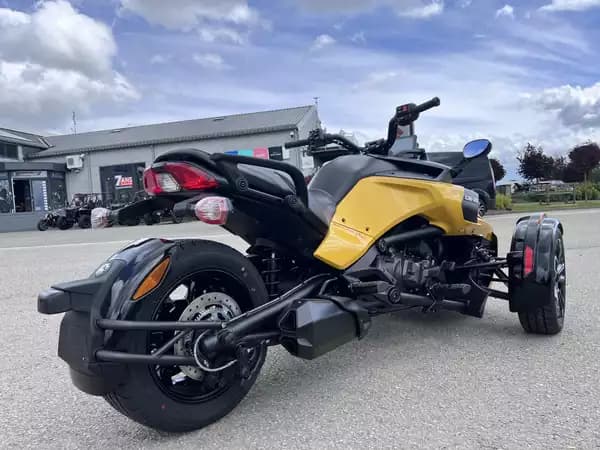 Can Am Spyder F3-S 1330 - Photo 3