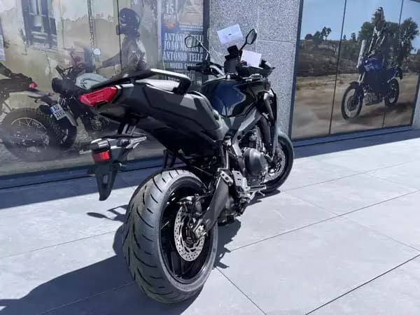 Yamaha Tracer 9 - Photo 2