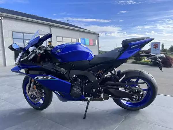 Yamaha R9 - Photo 3