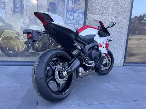 Yamaha R9 70 TH - Photo 2