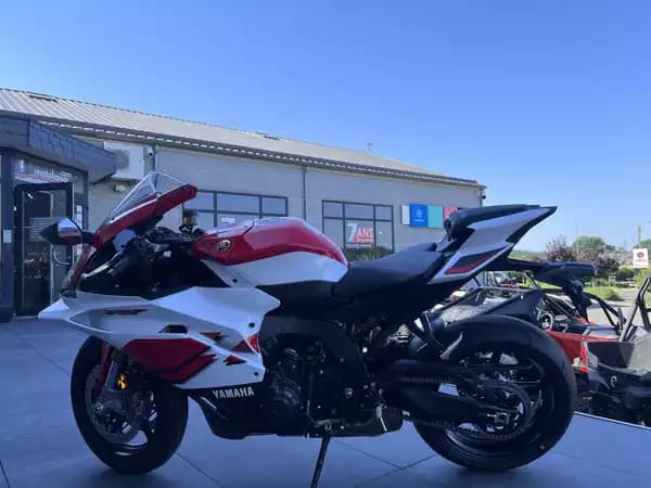 Yamaha R9 70 TH - Photo 3