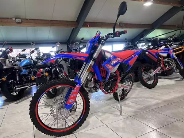 Beta RR 50 Enduro RACING 2T - Photo 2