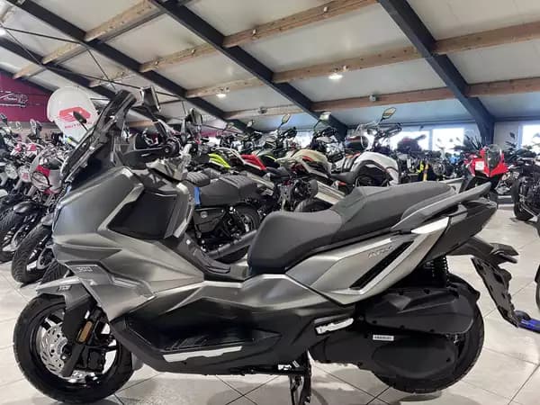 SYM ADX 300 - Photo 3