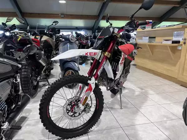 Fantic Enduro 125 4T XEF COMPETITION - Photo 2