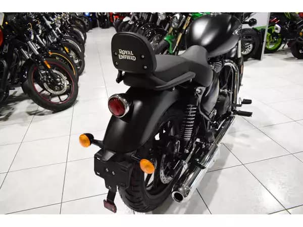 Royal Enfield Meteor 350 STELLAR BLACK - Photo 2