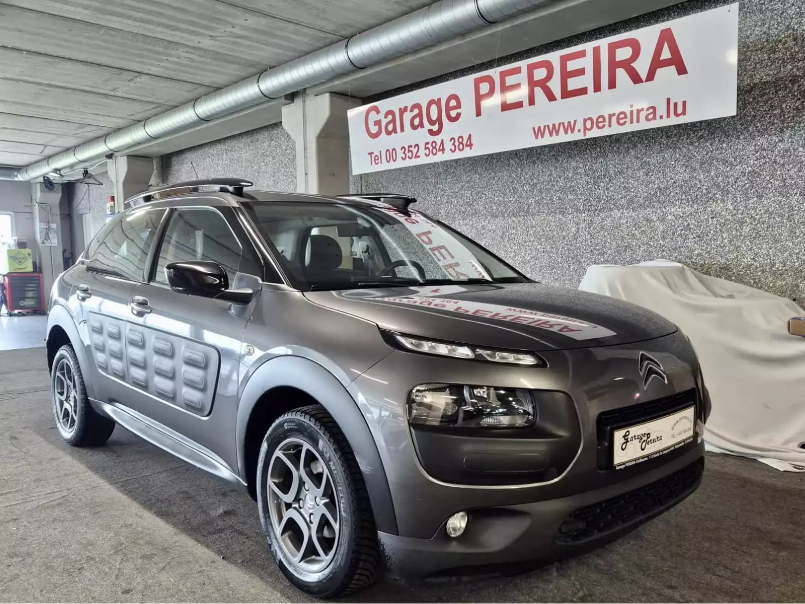 Citroën C4 Cactus 1.6 HDI 100 SHINE NAVI - Photo 1