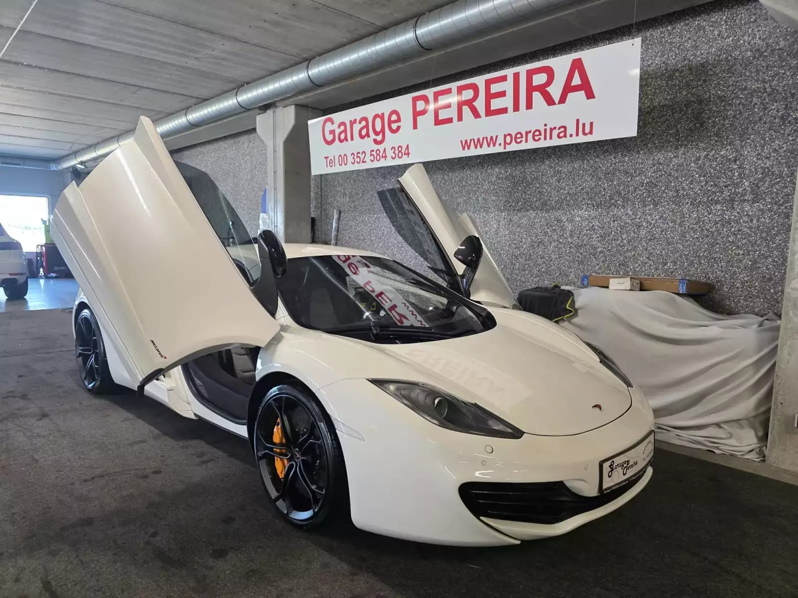 McLaren MP4-12C MP4-12C Carbon EX VIP CRISTIANO RONALDO - Photo 1