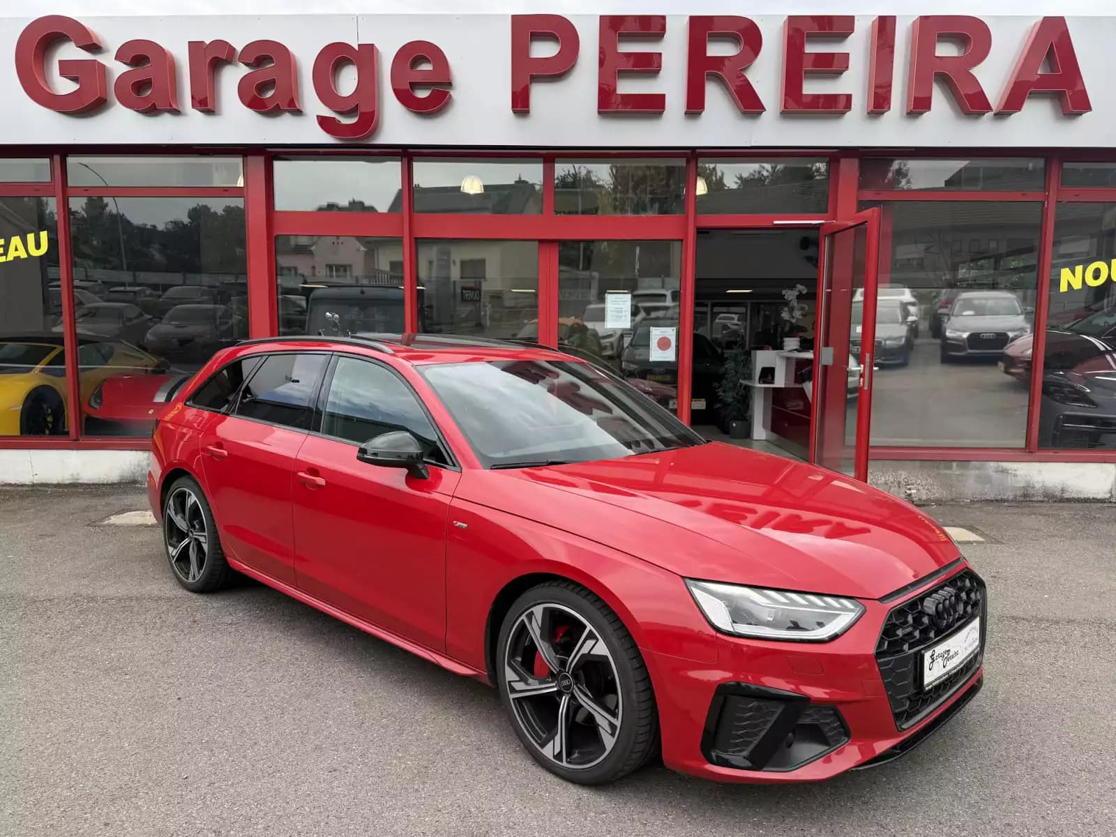 Audi A4 Avant 2.0 TDI 204 CV Quattro 3X S-line Navi Pano 1Main - Photo 1