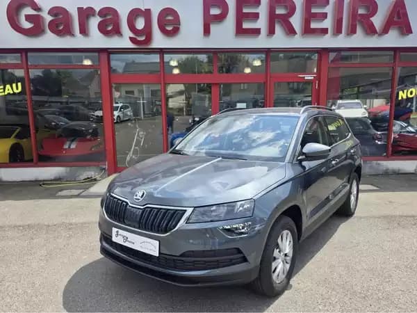 Skoda Karoq 2.0 TDI 150 CANTON NAVI 1 HAND - Photo 2