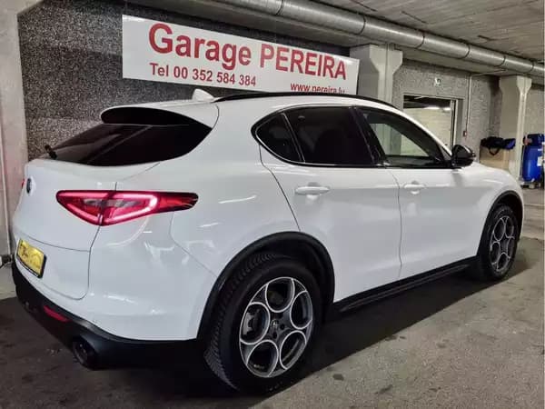 Alfa Romeo Stelvio 2.0 TURBO Q4 CUIR NAVI - Photo 2