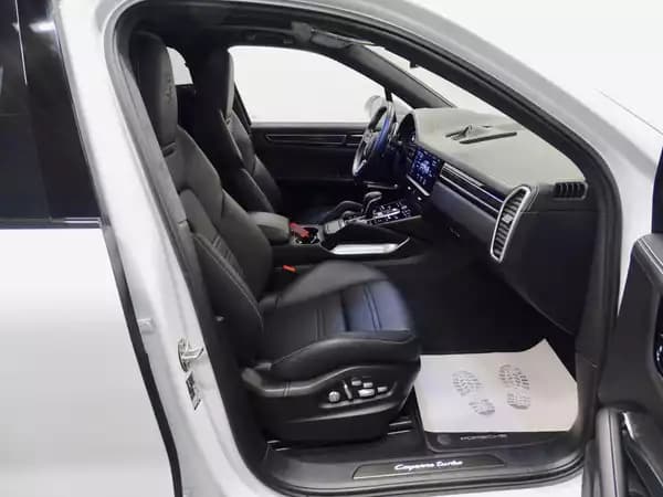 Porsche Cayenne 4.0 TURBO PSCB SPORT DESIGN CARBON APPROVED Hinterradlenkung Roues Directionnels arrière - Photo 3