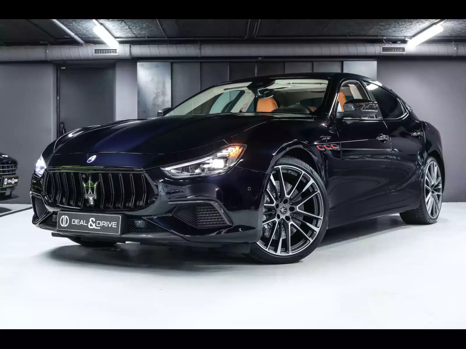Maserati Ghibli TROFEO 3.8 V8 RWD (580 CH) – CARBON PACK INT / EXT - Photo 1