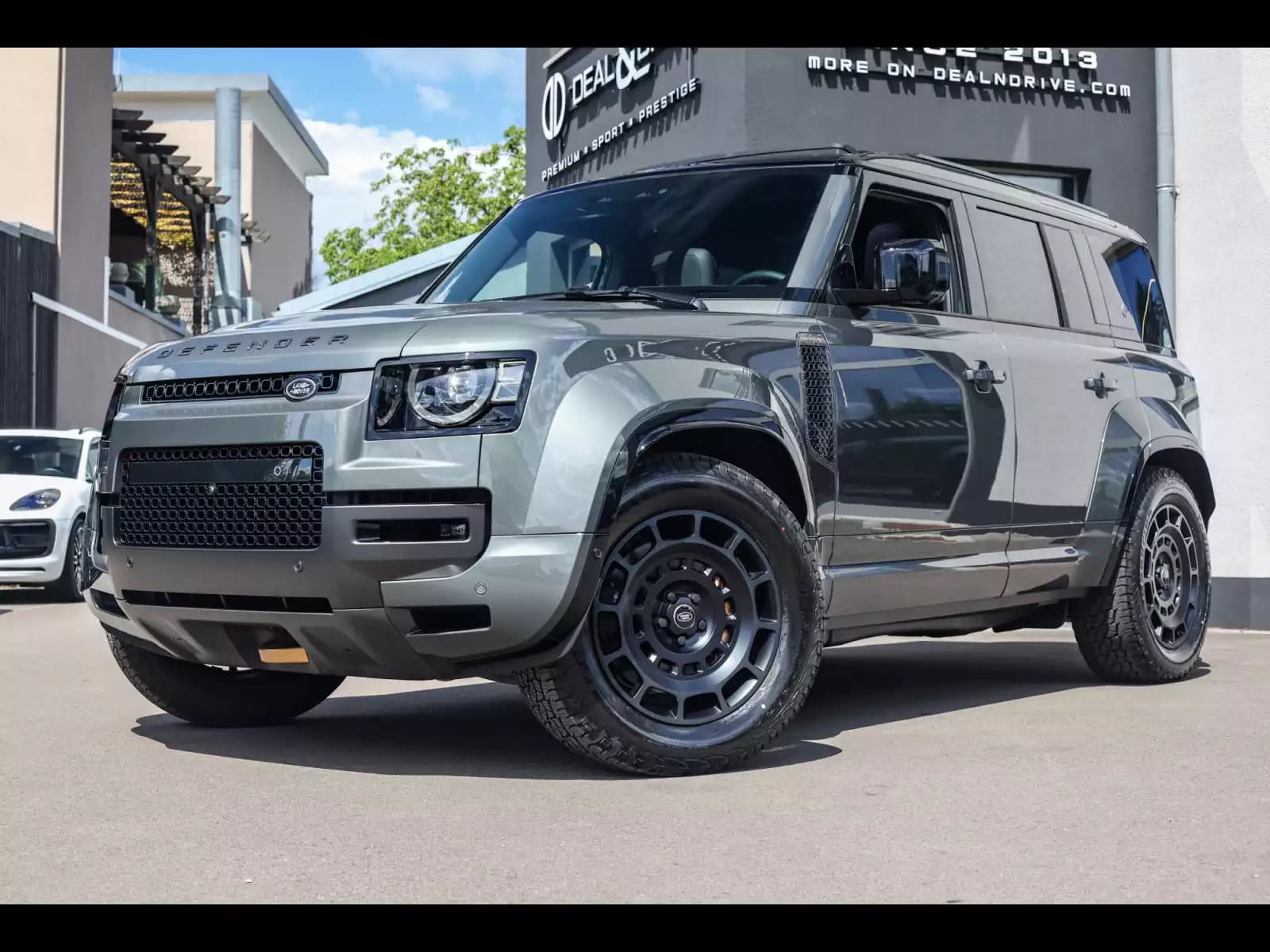 Land Rover Defender 110 V8 P635 MHEV OCTA AWD EDITION ONE - Photo 1