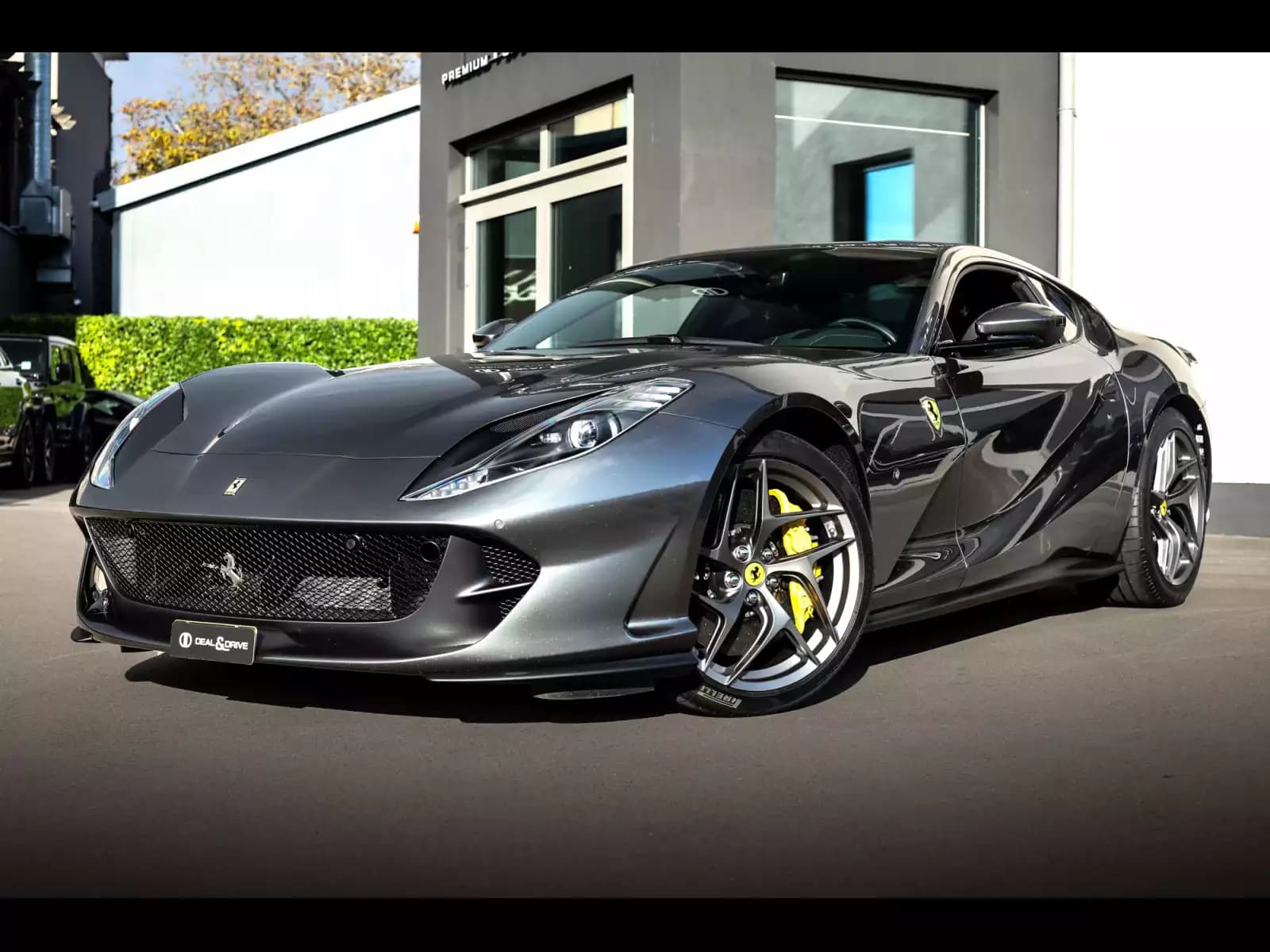 Ferrari 812 Superfast 6.5 V12 - Photo 1