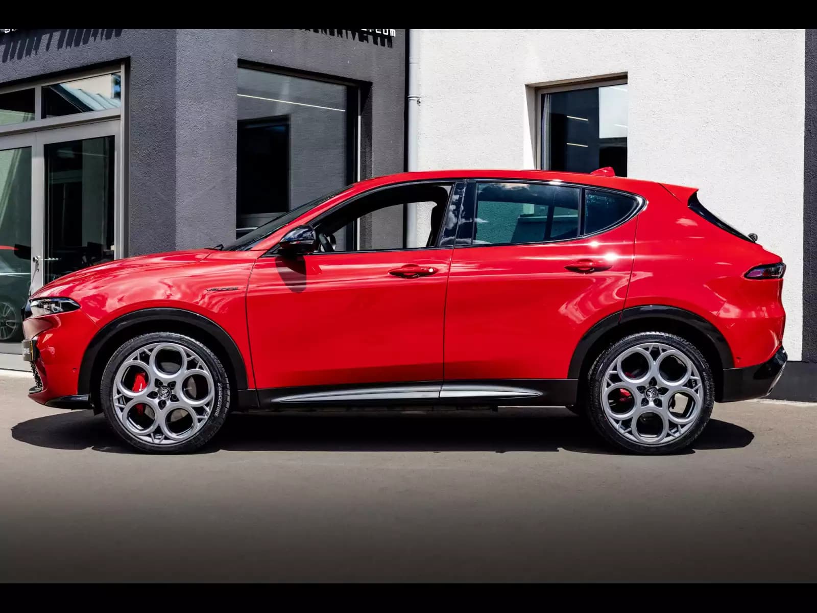 Alfa Romeo Tonale VELOCE 1.5 MILD-HYBRID TCT – ROSSO ALFA - Photo 1