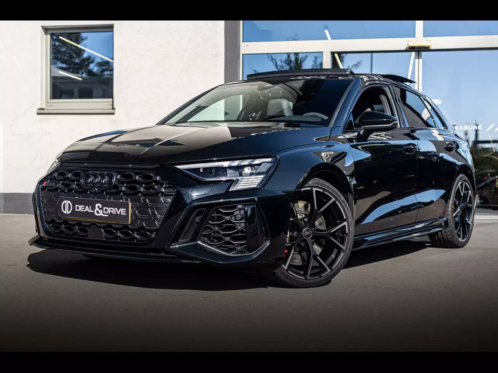 Audi RS3 SPORTBACK 2.5 TFSI QUATTRO S-TRONIC (280 KM/H) - Photo 1