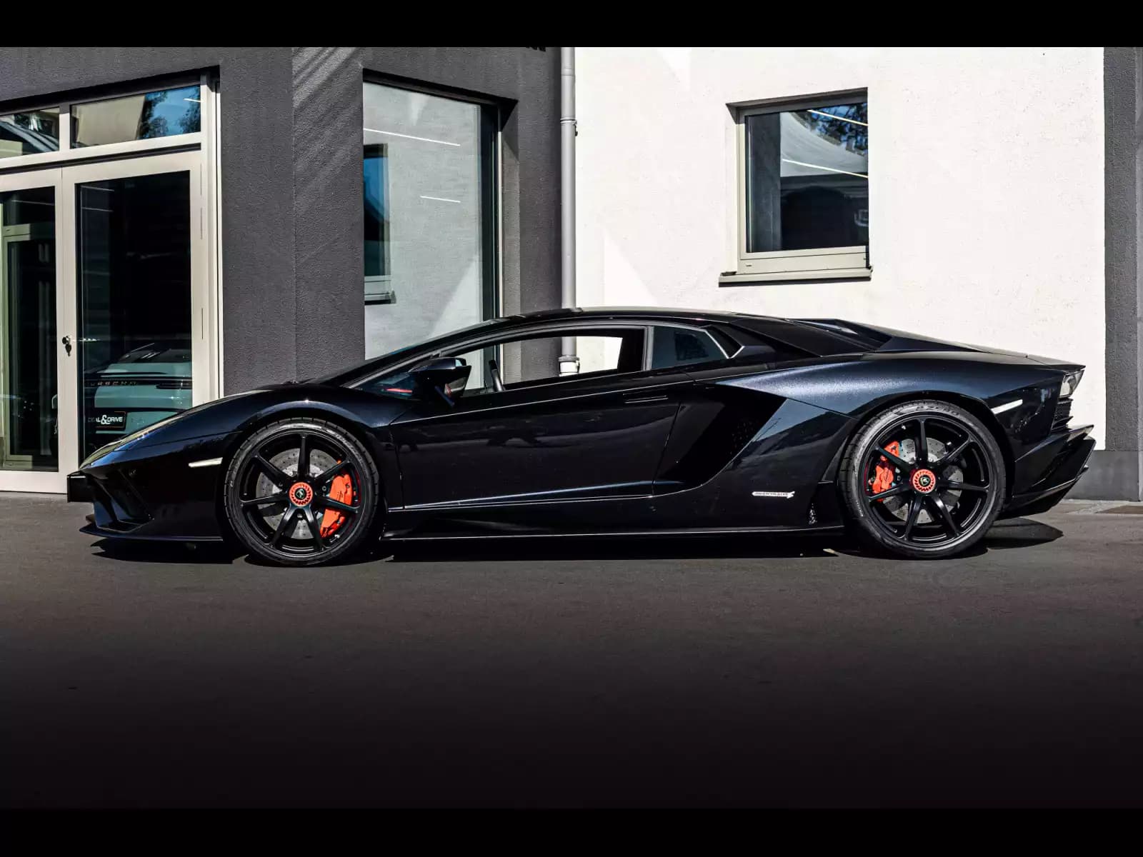 Lamborghini Aventador S COUPE 6.5 V12 (740 CH) - Photo 1