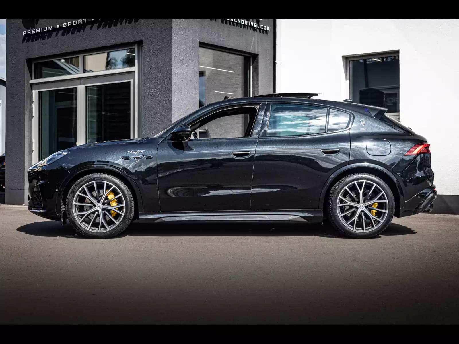 Maserati Grecale TROFEO V6 AWD (530 CH) - Photo 1