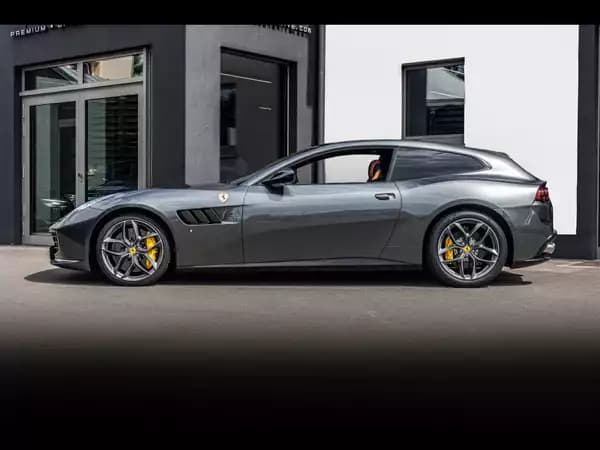 Ferrari GTC4Lusso V8 T 3.9 (611 CH) - Photo 2