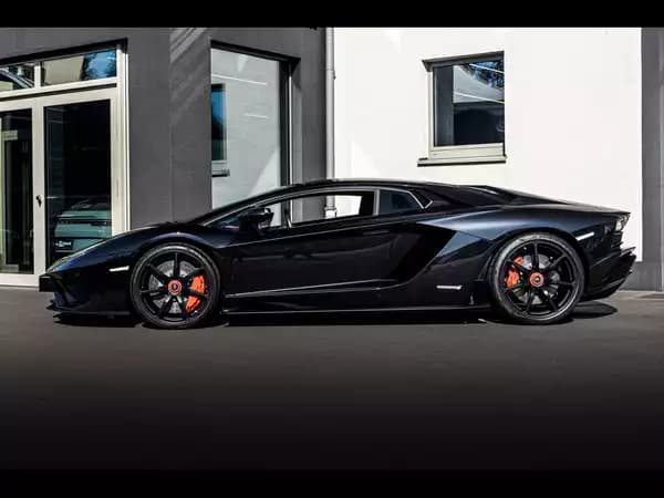 Lamborghini Aventador S COUPE 6.5 V12 (740 CH) - Photo 2