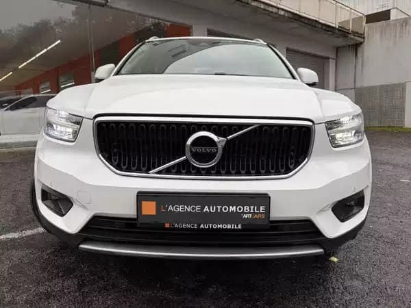 Volvo XC40 T2 Momentum Boite Manu - Photo 3