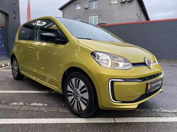 Volkswagen e-up! . - Photo 2