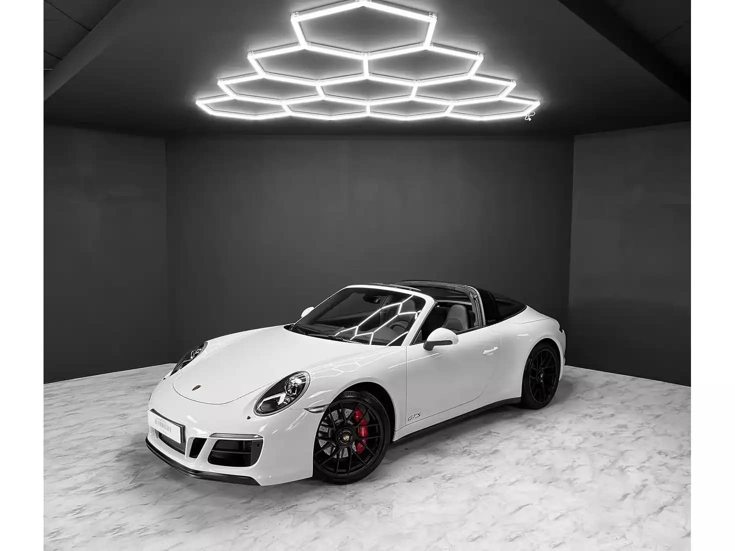 Porsche 991 991.2 Targa 4 GTS / APPROVED / NEW SERVICE - Photo 1