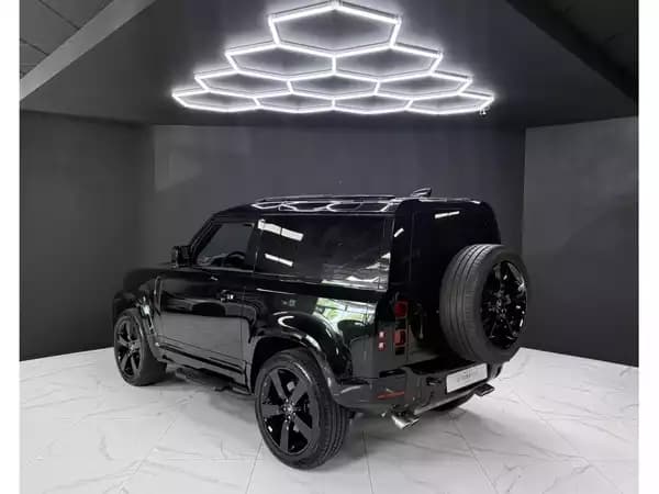 Land Rover Defender 90 AWD V8 WARRANTY 2029 - Photo 2