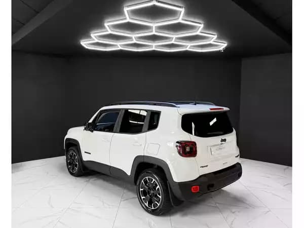 Jeep Renegade Trailhawk Plug-In-Hybrid 4xe - Photo 2