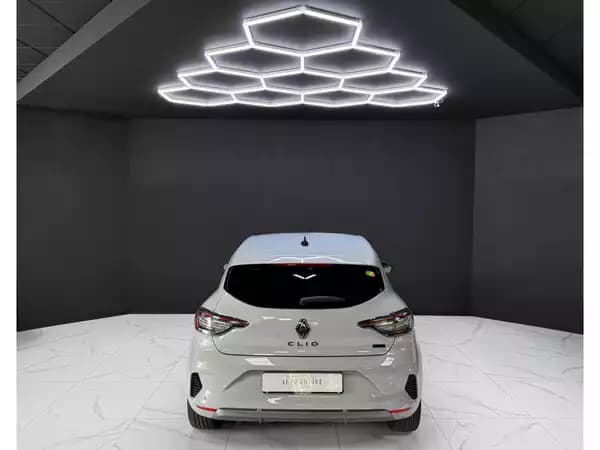 Renault Clio Esprit Alpine E-Tech Full Hybrid 145 - Photo 3