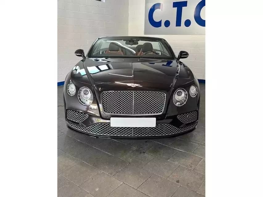 Bentley Continental GTC V8S - Photo 1