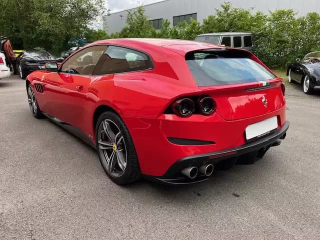 Ferrari GTC4Lusso Tailor Made 70 Anni Collection - Photo 1